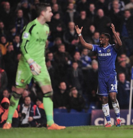  切尔西锋线集体迷失，水晶宫铁桶阵逼平豪门  