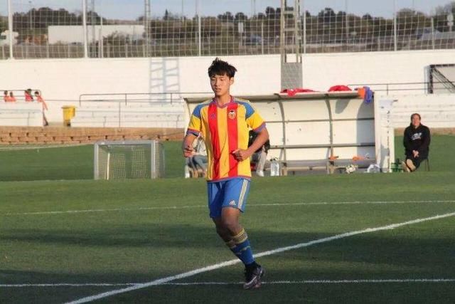  尤文青训再出精品，18岁小将首秀破门  