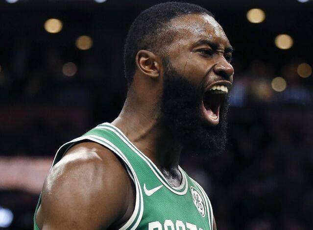 杰伦布朗爆发凯尔特人大胜奇才稳居东部第二